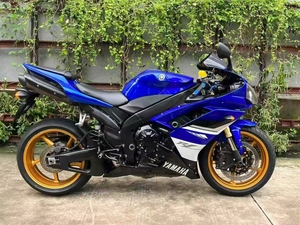 Motos d'Occasion <span class=keywords><strong>Yamaha</strong></span> R1 <span class=keywords><strong>1000cc</strong></span>, <span class=keywords><strong>Moto</strong></span> Sportive à Essence, <span class=keywords><strong>Moto</strong></span> de Course et de Route - Product Image 2