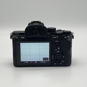 Cámara sin Espejo <span class=keywords><strong>Sony</strong></span> <span class=keywords><strong>A7III</strong></span>+28-70 Usada, Lista para Venta al Por Mayor, Ideal para Abastecimiento al Por Mayor, Cámara de Video 4K, Full-Frame - Product Image 4