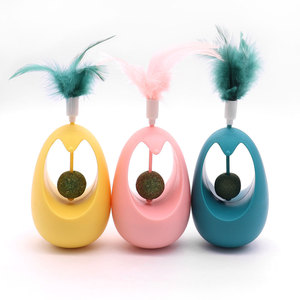Jouet pour chat en plumes monobloc avec balle à la menthe anti-stress intégrée – Nouveauté tendance pour animaux de compagnie - Product Image 1