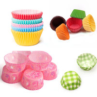 Machine automatique pour la fabrication de plateaux à gâteaux en papier et de moules à muffins pour les petites entreprises à domicile