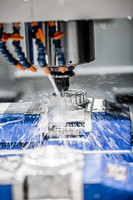 Composants mécaniques de rechange pour moto en acier inoxydable usinés CNC 4/5 axes, personnalisés OEM ODM
