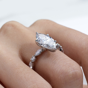 Bague de fiançailles Messi Jewelry MSR-2126 en or 18 carats, forme ovale, solitaire, diamant de laboratoire - Product Image 6