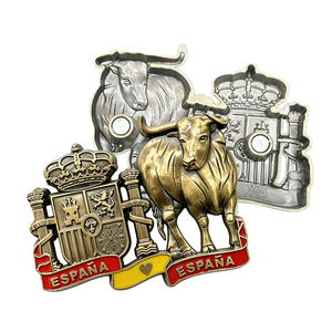 Aimant de réfrigérateur personnalisable de haute qualité <span class=keywords><strong>Espagne</strong></span>, souvenirs touristiques Taureau espagnol et blason national - Product Image 3