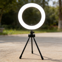 Mini trépied portable avec anneau lumineux de 14 cm |   Support de téléphone 18 pouces alimenté par courant alternatif avec température de couleur réglable 3200K-9999K pour la création de contenu
