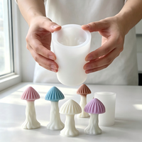 Moule en silicone personnalisé Candyer pour bougie aromatique 3D en forme de champignon, moule DIY pour bougie en forme de champignon de dessin animé, moules à savon faits à la main