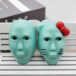 Cadeau créatif - Jouet anti-stress unique et amusant en TPR en forme de tête d'alien vert, pour enfants et adultes, pour éclater les points noirs, sensoriel et divertissant - Product Image 2