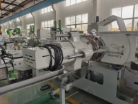 Machine de compactage et de granulation de déchets plastiques à haute efficacité pour les sacs tissés et la ligne de pelletisation de films