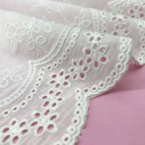 Adorno <span class=keywords><strong>de</strong></span> encaje <span class=keywords><strong>de</strong></span> guipur <span class=keywords><strong>de</strong></span> gran venta, adorno <span class=keywords><strong>de</strong></span> encaje <span class=keywords><strong>de</strong></span> algodón <span class=keywords><strong>Sexy</strong></span> elegante personalizado para accesorios <span class=keywords><strong>de</strong></span> ropa, decoración para ropa, zapatos, bolsos - Product Image 1