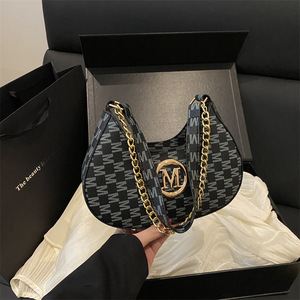 Túi đeo chéo nữ Xuân 2025 thời trang mới với thiết kế dây xích hợp xu hướng - Product Image 2