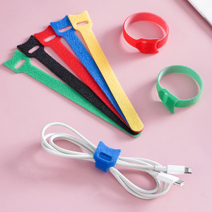 Attaches de câbles en forme de T à velcro, en nylon et polyester, libérables, en forme de chat, pour la gestion et le rangement des câbles - Product Image 2