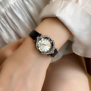 Ladies' <b>Watches</b> with Diamond Inlays, Personalized Women's Rhombus Rhinestone Leather Strap <b>Watches</b> for Women - Product Image 2