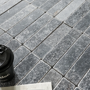 Mosaico in Pietra Calcarea Grigia Naturale e Mosaico Personalizzato in Cina per Costruzioni Interne ed Esterne - Durevole ed Ecologico - Product Image 2