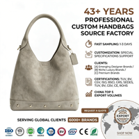 Luxuriöse Maßgefertigte Geometrische Straußenleder-Optik Wasserdichte Vintage-Handtasche mit POMPOM Abnehmbarem Riemen & Ketten