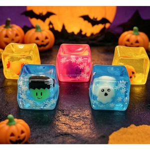 Bonito Cubo con Temática de Halloween, Juguete Antiestrés de Compresión Lenta, Juguete Sensorial para la Oficina, Alivio del Estrés, Promoción, Juguetes Fidget - Product Image 1