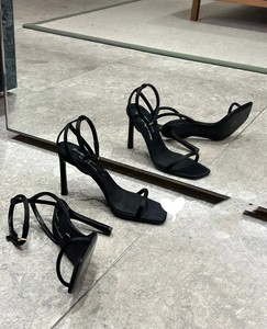 King of the Same Summer New Square Head Open-toed High Heels Women - Word With Generous Temperament Stiletto Sandals French - Product Image 4