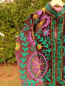 Veste en velours brun foncé de qualité supérieure, 100% coton, écologique, respirante, hiver, broderie florale multicolore à la main, pour hommes et femmes, boutique - Product Image 4