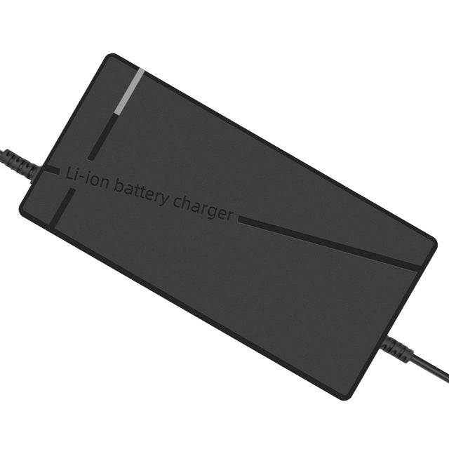 E-FAST Fully Automatic Smart 72V 5A 73V 5A Lithium Li-ion LiFepo4 Battery Charger EBike Motorcycle Tricycle Scooter