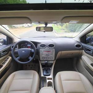 <span class=keywords><strong>2011</strong></span> <span class=keywords><strong>Ford</strong></span> <span class=keywords><strong>Focus</strong></span> Luxury Edition 1.8L automatique d'occasion vieille voiture toit ouvrant panoramique sièges en cuir direction hydraulique croisière FWD vente - Product Image 5