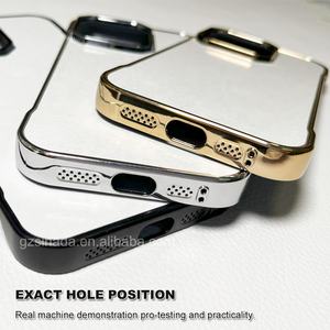 Vente en gros de coques de téléphone PC vierges par sublimation dorée galvanisée 2d pour <span class=keywords><strong>iPhone</strong></span> 16 15 <span class=keywords><strong>14</strong></span> 13 <span class=keywords><strong>Pro</strong></span> <span class=keywords><strong>Max</strong></span> - Product Image 5
