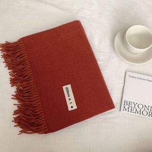 Bufanda de invierno para mujer al por mayor con borlas, chal de pashmina liso de color sólido, bufandas y chales de cachemira de lujo cálidos para mujer - Product Image 4