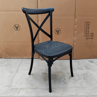 Chaise de salle à manger empilable en plastique PP à dossier croisé, chaise de bistrot moderne pour événements, idéale pour les restaurants et l'extérieur