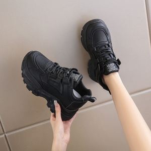Zapatillas Deportivas con Plataforma Blanca DareSee, Calzado Elevado con Estilo, Versátiles para Mujeres de Baja Estatura y Festivales de Música - Product Image 4