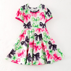 Per bambini <span class=keywords><strong>e</strong></span> bambine vestito estivo latte di seta morbido elasticizzato corto con maniche a sbuffo <span class=keywords><strong>stampa</strong></span> strega al ginocchio per bambini ODM fornitura - Product Image 1