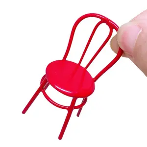 Открытый 1/12 Масштаб Кукольный домик миниатюрная мебель черный/белый/красный проволочный кованый железный стул