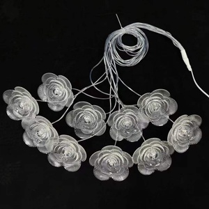 Lustre en cristal à 10 têtes, lumières décoratives <span class=keywords><strong>de</strong></span> mariage, fleurs artificielles en acrylique LED, lampe suspendue pour accessoires <span class=keywords><strong>de</strong></span> mariage - Product Image 5