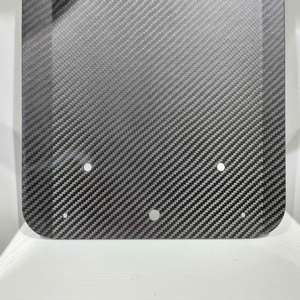 Paneles de fibra de carbono de alta resistencia para fachada de edificios y refuerzo de componentes estructurales - Product Image 3