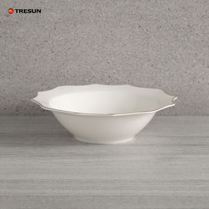 Service de table de luxe 32 pièces en porcelaine fine New Bone China, avec bordure dorée, compatible micro-ondes - Product Image 5