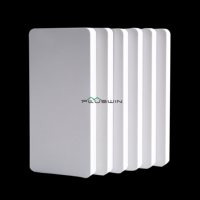 Panneau en mousse PVC de marque PLUSWIN, feuille de plastique imperméable et écologique, procédé Celuca, densité 0,4-0,8 g/cm³, épaisseur 2-30 mm