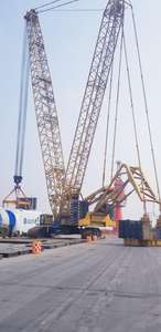 XLC200M Xupei, la Primera Grúa sobre Orugas del Mundo con Capacidad de 200t, Motor, Caja de Cambios, Rodamientos, Bomba y PLC - Product Image 2