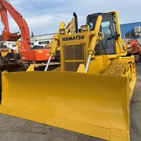 Bulldozer tout-terrain KOMATSU D68ESS pour la remise en état des terrains déshébés, la terrassement des pentes et la consolidation des terres agricoles
