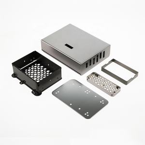 Fabrication sur mesure de tôles métalliques de précision, boîtier et blindage en acier inoxydable - Product Image 4