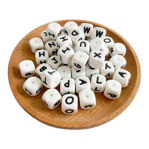 Perles de dentition <span class=keywords><strong>en</strong></span> silicone de qualité alimentaire sans BPA pour bébé, lettres de l'<span class=keywords><strong>alphabet</strong></span>, souples, 12 mm, bijoux <span class=keywords><strong>en</strong></span> <span class=keywords><strong>bois</strong></span> de qualité alimentaire sûrs - Product Image 4