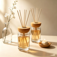 Bouteille diffuseur en verre transparent avec couvercle en bois – Contenant moderne pour aromathérapie, pour une fragrance élégante pour la maison