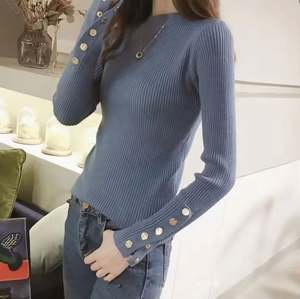 Pull-over décontracté pour femme I-0380, automne-hiver, respirant, anti-froissement, col rond, manches longues, tricot fin en acrylique, logo sur le devant - Product Image 2