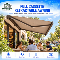 Auvent de terrasse intelligent et fermé avec structure thermolaquée et télécommande pour les espaces de loisirs en bord de piscine et les devantures de magasins de détail