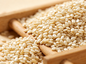 งาดำธรรมชาติแบบเป็นชุดใหญ่ ปรุงรสเพื่อสุขภาพ เมล็ดงาคุณค่าทางโภชนาการ บรรจุภัณฑ์ขนาดใหญ่สำหรับขายปลีกและธุรกิจ HoReCa - Product Image 6