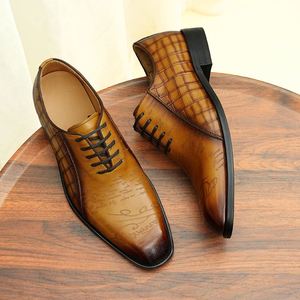 Zapatos Formales de Diseño Moderno - Zapatos de Cuero Genuino, Zapatos Casuales para Hombre con Grabado, Zapatos de Vestir Formales - Product Image 2