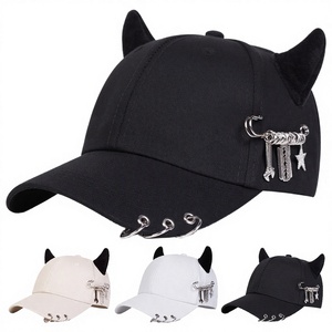 Casquettes de baseball unisexes en polyester respirant à 5 panneaux avec anneau en fer, protection solaire, vente en gros - Product Image 4