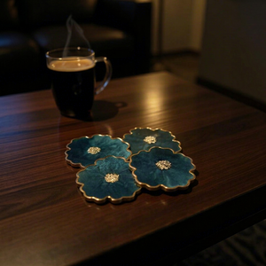 Posavasos de Resina Verde Esmeralda y Azul con Lámina Dorada, Juego de Posavasos de Lujo Hechos a Mano, Juego de Posavasos de Resina Verde Oscuro con Detalles en Hoja de Oro - Product Image 1