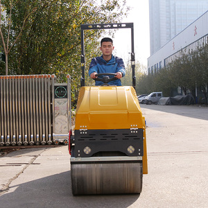 Rouleau compresseur routier mini tandem à haut rendement quotidien, faible bruit et économie d'énergie, radiateur, rouleau compresseur à tambour unique - Product Image 6