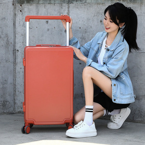 24-Inch Rolling <b>Suitcase</b> With 360 Degree Spinner Wheels And Combination <b>Lock</b> For Leisure Travel - Product Image 3