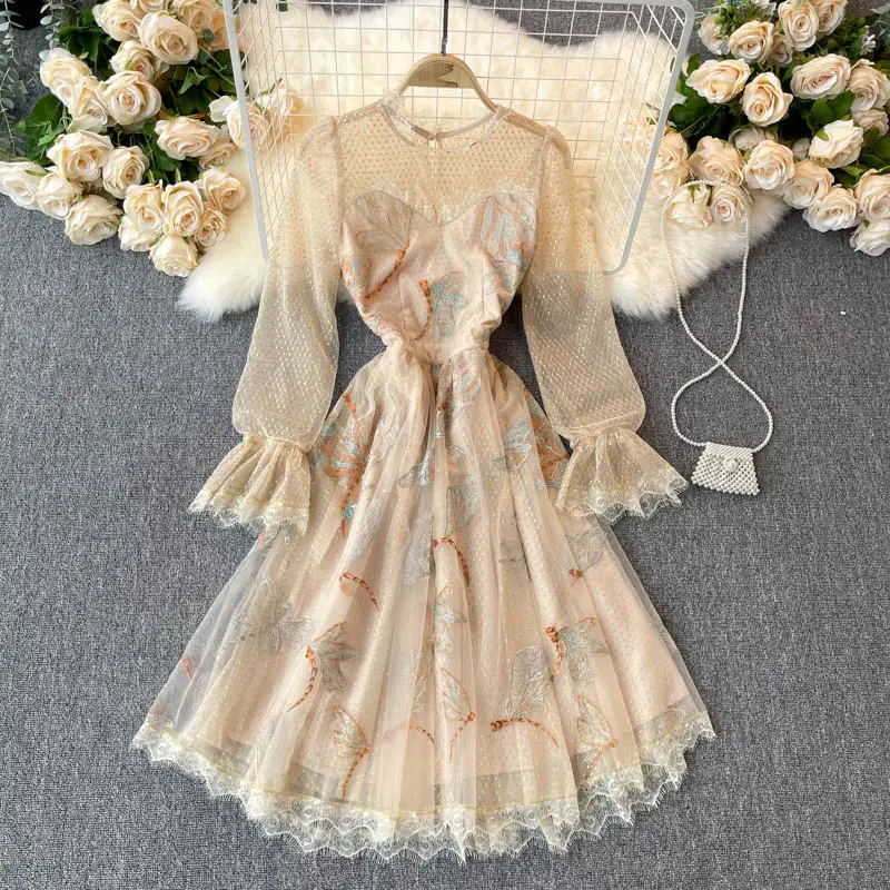 Court style dress 2023 new spring clothing retro heavy industry embroidery celebrity high-end women's dress