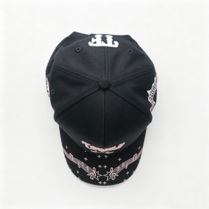 Gorra de Béisbol con Bordado de Estrella y Mariposa con Notas Musicales, Gorra Trucker Ajustable con Bordado 3D Personalizado - Product Image 5
