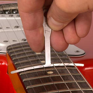 Medidor de radio de guitarra en forma de T, herramienta universal para medir la curvatura de trastes y diapasón para la configuración y reparación de guitarras eléctricas y bajos. - Product Image 3