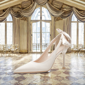 S3010F    7 <span class=keywords><strong>cm</strong></span> 9 <span class=keywords><strong>cm</strong></span> <span class=keywords><strong>5</strong></span> <span class=keywords><strong>cm</strong></span> Escarpins de soirée en satin de soie blanc à bout pointu avec nœud floral, talons hauts, sandales de mariage pour femmes avec bride arrière - Product Image 3