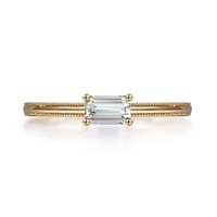 Bague en or jaune 18 carats avec diamant de laboratoire taille émeraude à tige droite prismatique simple pour femme